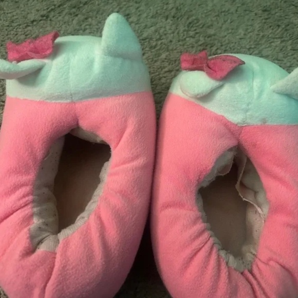 Shoes - Hello kitty slippers worn
